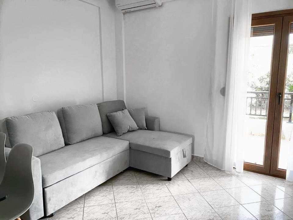 Chris Apartment Vasilikí Exteriör bild