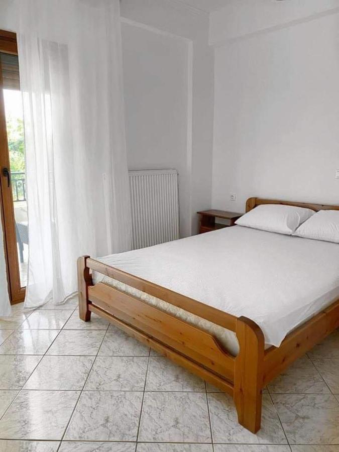 Chris Apartment Vasilikí Exteriör bild